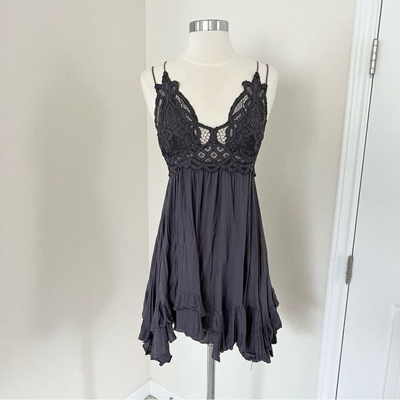 Free People One Adella Slip Charcoal XS - Picture 1 of 6